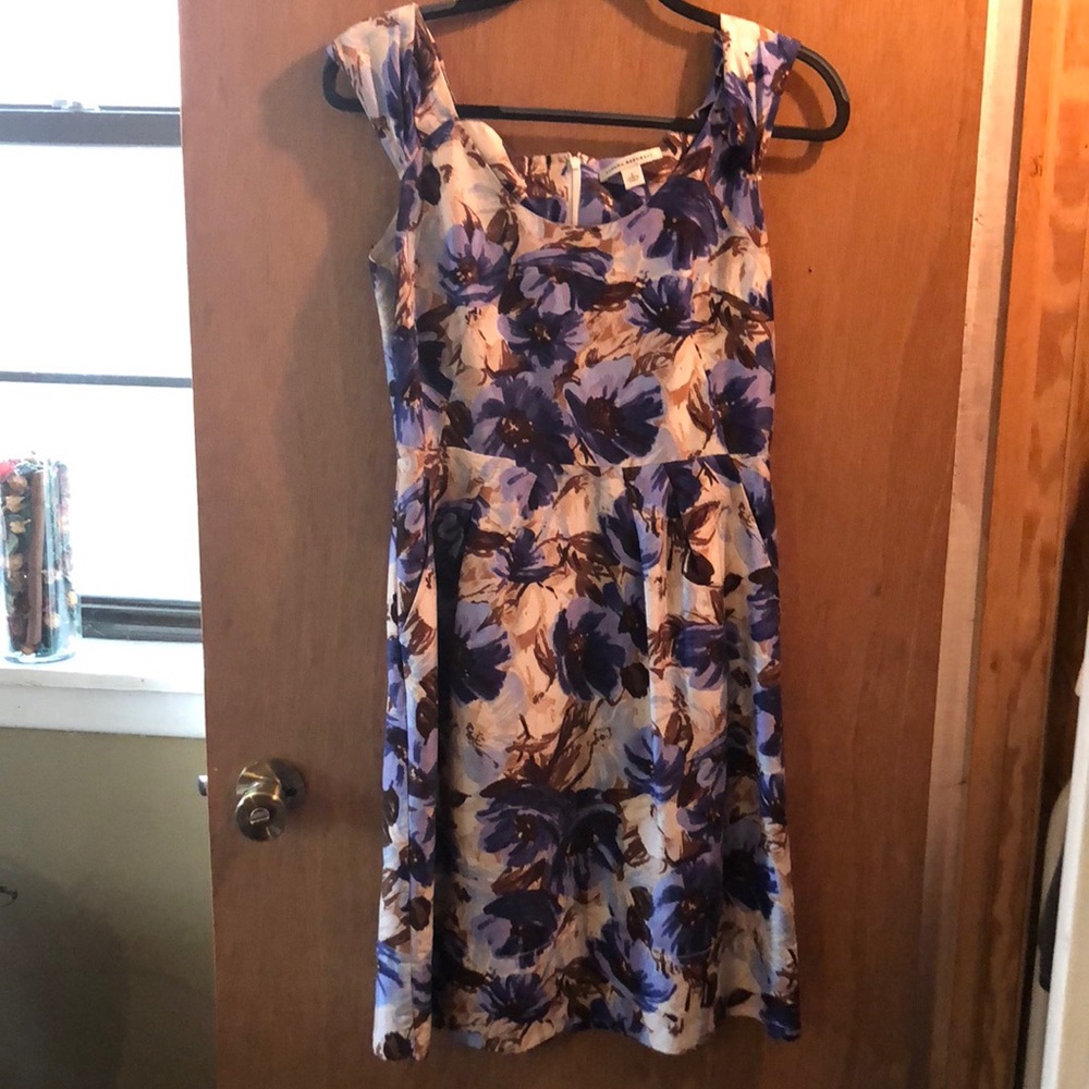 Banana Republic silk flowered dress